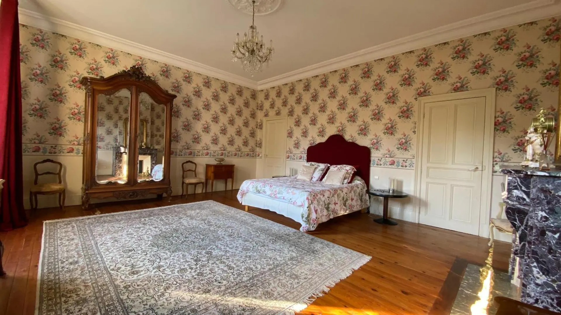 Maison De Maitre - Bed & Breakfast Dans Une Foret Royale Avec Piscine Et Spa Sainte-Croix-Volvestre フランス